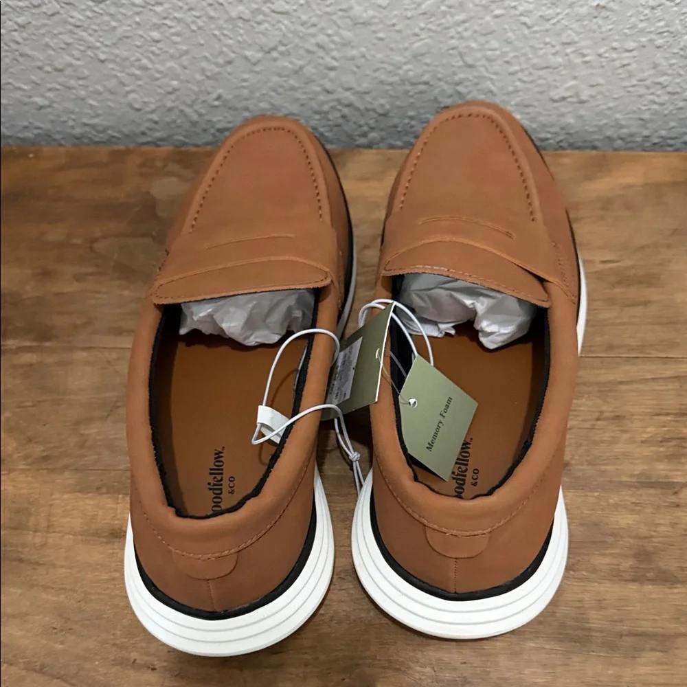 Good Fellow comfortable brown